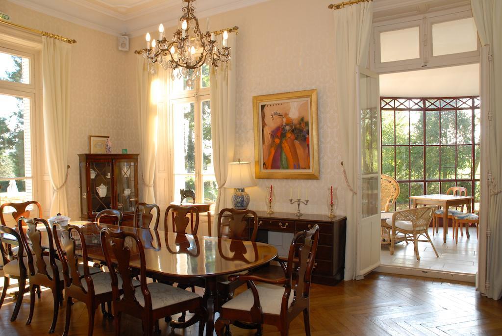 Chambres Au Chateau - Le Clos Des Tourelles Sennecey-le-Grand Exterior foto