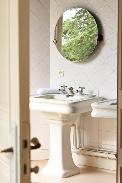 Chambres Au Chateau - Le Clos Des Tourelles Sennecey-le-Grand Quarto foto