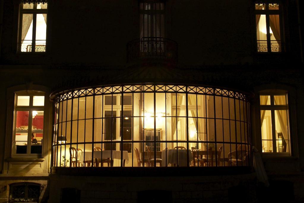 Chambres Au Chateau - Le Clos Des Tourelles Sennecey-le-Grand Exterior foto